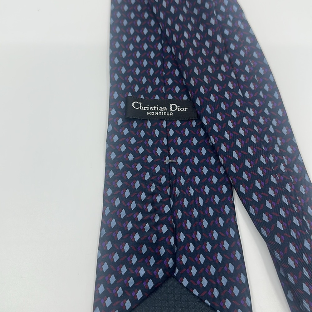 Christian Dior Elegant Navy Blue Patterned Men's Tie - Picture 4 of 8